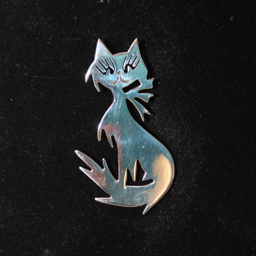 Sterling Silver 925 Sassy Cat Pin